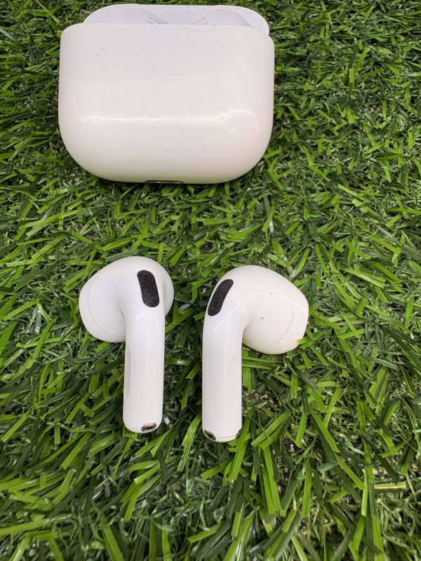 Наушники Apple Airpods 4