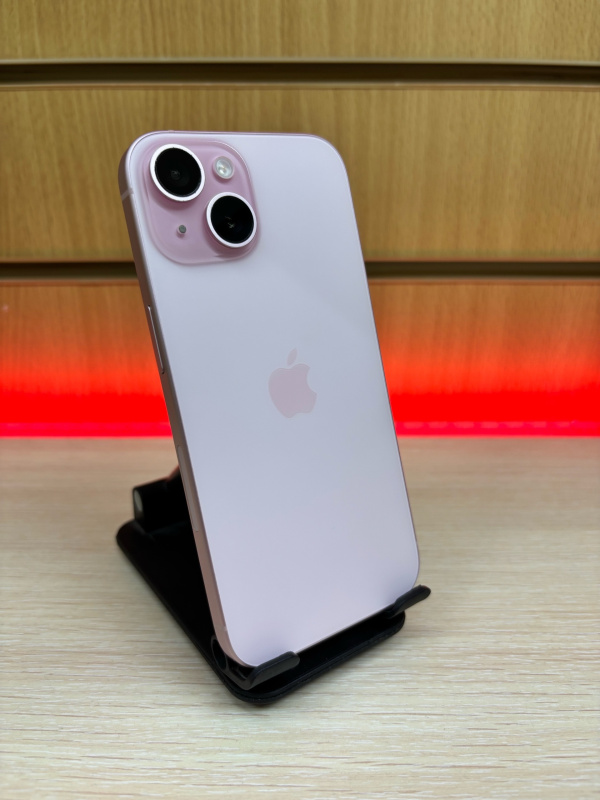 Мобильный телефон Apple iPhone 15