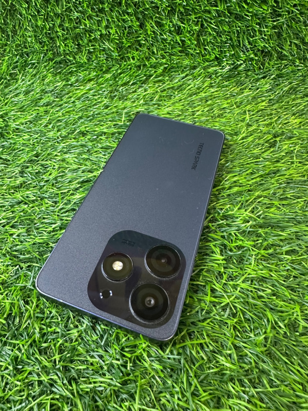 Мобильный телефон Tecno Spark 10